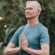 mindfulness and meditation help reduce pain
